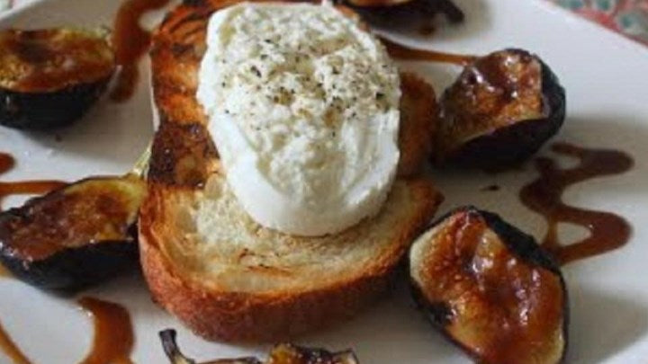 Burrata Bruschetta with Figs